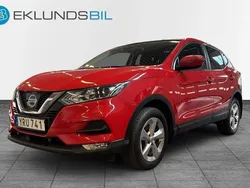 Röd Begagnad 2017 Nissan Qashqai Acenta SUV | 124 900 kr (Marknadspris)