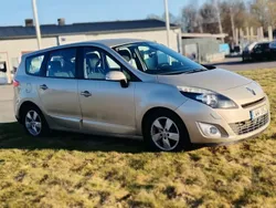 Ljusbrun (brun) Begagnad 2012 Renault Grand Scénic III Minibuss | 46 500 kr (Bra pris)