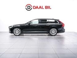 Svart Begagnad 2016 Volvo V90 Inscription Kombi | 229 700 kr (Marknadspris)