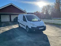 Vit Begagnad 2010 Citroën Jumpy Minibuss | 44 900 kr (Marknadspris)