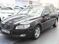Svart Begagnad 2014 Volvo V70 Momentum Kombi | 114 900 kr (Marknadspris)