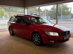 Röd Begagnad 2015 Volvo V70 Standard Kombi | 149 900 kr (Lite dyr)