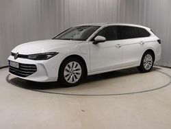 Vit (pure white) Begagnad 2025 VW Passat Business Kombi | 459 800 kr