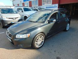 Grå Begagnad 2009 Volvo V50 Momentum Kombi | 42 000 kr (Marknadspris)