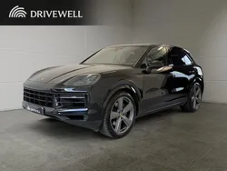 Svart (chromite black metallic) Begagnad 2023 Porsche Cayenne SUV | 1 079 000 kr