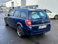 Blå Begagnad 2007 Opel Astra Enjoy Kombi | 14 900 kr (Marknadspris)