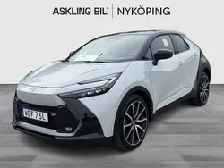 Grå Begagnad 2024 Toyota C-HR Sport SUV | 469 000 kr (Marknadspris)