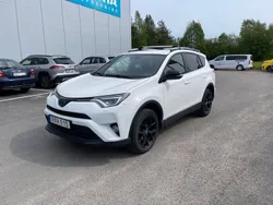 Vit Begagnad 2017 Toyota RAV4 Edition SUV | 219 900 kr
