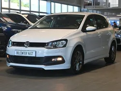 Vit Begagnad 2017 VW Polo R-line Halvkombi | 129 000 kr (Marknadspris)
