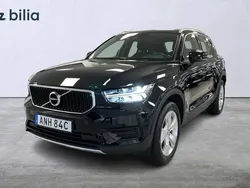 Svart Begagnad 2020 Volvo XC40 Momentum SUV | 269 900 kr (Marknadspris)