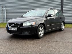 Svart Begagnad 2010 Volvo V50 Momentum Kombi | 36 500 kr (Marknadspris)