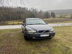 Grå Begagnad 2004 Volvo V70 Kombi | 17 000 kr (Bra pris)