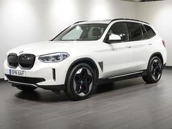 Vit Begagnad 2021 BMW iX3 Shadowline SUV | 369 500 kr (Bra pris)