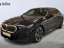 Svart Begagnad 2024 BMW 530e M Sport Sedan | 639 000 kr (Superpris)