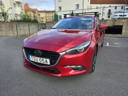 Röd Begagnad 2017 Mazda 3 Inclusive Halvkombi | 99 500 kr (Marknadspris)