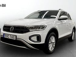 Vit Begagnad 2022 VW T-Roc Life SUV | 254 900 kr (Marknadspris)