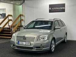Ljusgrön Begagnad 2006 Toyota Avensis Kombi | 39 900 kr (Marknadspris)