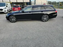 Svart Begagnad 2023 Mercedes E300 Avantgarde Kombi | 355 000 kr