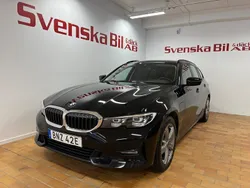 Svart Begagnad 2020 BMW 330e Sport Line Kombi | 299 000 kr (Lite dyr)