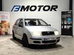 Silver Begagnad 2004 Skoda Fabia Halvkombi | 22 900 kr (Marknadspris)