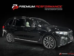 Svart (black sapphire metallic) Begagnad 2019 BMW X7 M Sport SUV | 754 800 kr
