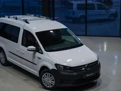 Vit Begagnad 2020 VW Caddy Maxi Life Life Minibuss | 318 000 kr