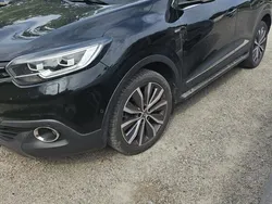 Svart Begagnad 2015 Renault Kadjar SUV | 120 000 kr (Marknadspris)