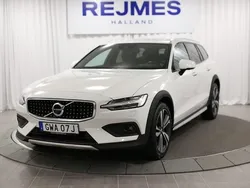 Vit Begagnad 2019 Volvo V60 CC Kombi | 379 000 kr (Dyr)