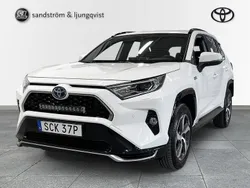 Vit Begagnad 2021 Toyota RAV4 Hybrid Active SUV | 329 000 kr (Marknadspris)