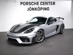Silver Ny 2025 Porsche 718 Cayman GT4 Sportkupé | 2 029 600 kr (Marknadspris)