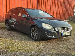Grå Begagnad 2012 Volvo V60 Momentum Kombi | 70 000 kr (Superpris)