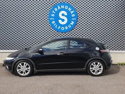 Svart Begagnad 2009 Honda Civic Executive Halvkombi | 45 000 kr (Marknadspris)
