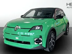 Grön (green) Ny 2025 Renault R5 Techno Halvkombi | 379 900 kr (Superpris)