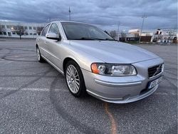 Grå Begagnad 2007 Volvo S60 Summum Sedan | 59 000 kr (Lite dyr)