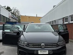 Grå Begagnad 2020 VW Passat | 199 000 kr (Superpris)