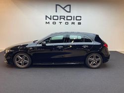 Svart Begagnad 2018 Mercedes A200 Premium Halvkombi | 259 900 kr (Marknadspris)
