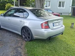Silver Begagnad 2005 Subaru Legacy Sedan | 25 000 kr (Bra pris)