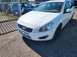 Vit Begagnad 2013 Volvo V60 Momentum Kombi | 88 000 kr (Bra pris)