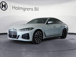 Vit (mineralvit metallic) Begagnad 2025 BMW i4 M Sport Sedan | 669 800 kr