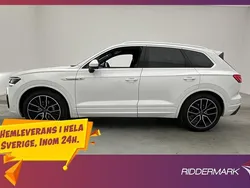 Vit Begagnad 2018 VW Touareg R-line SUV | 438 900 kr (Marknadspris)