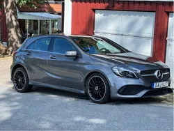 Grå Begagnad 2018 Mercedes A180 AMG Halvkombi | 195 000 kr (Bra pris)