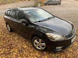 Svart Begagnad 2011 Kia Ceed Sportswagon Kombi | 27 000 kr (Lite dyr)