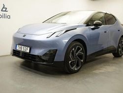 Blå Begagnad 2024 Lynk & Co 02 SUV | 419 900 kr (Marknadspris)