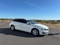 Vit Begagnad 2015 Volvo V60 Momentum Kombi | 110 000 kr (Bra pris)