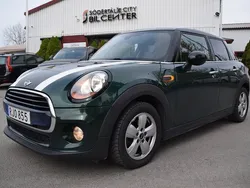 Grön (grön met) Begagnad 2017 Mini Cooper Pepper Halvkombi | 154 900 kr (Bra pris)