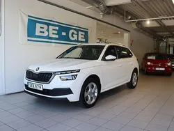 Vit Begagnad 2022 Skoda Kamiq Adventure SUV | 239 900 kr (Lite dyr)