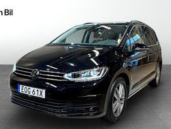 Svart Begagnad 2024 VW Touran Edition Minibuss | 359 500 kr (Superpris)