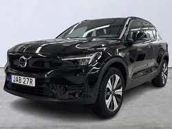 Svart Begagnad 2022 Volvo XC40 Core SUV | 349 000 kr