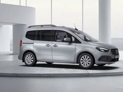 Silver Ny 2025 Mercedes T180 Minibuss | 381 120 kr (Marknadspris)