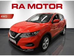 Röd Begagnad 2020 Nissan Qashqai Acenta SUV | 169 700 kr (Marknadspris)